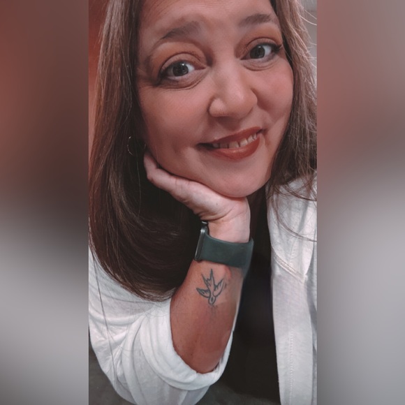 Meet your Posher, Doreen - Picture 3 of 10